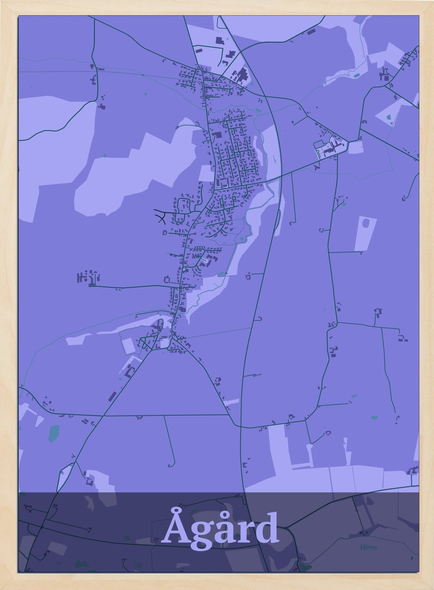 Ågård plakat i farve pastel lilla og HjemEgn.dk design firkantet. Design bykort for Ågård