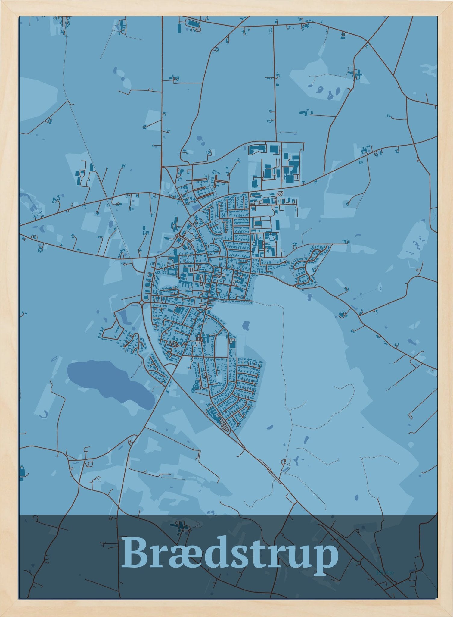 Brædstrup plakat i farve pastel blå og HjemEgn.dk design firkantet. Design bykort for Brædstrup