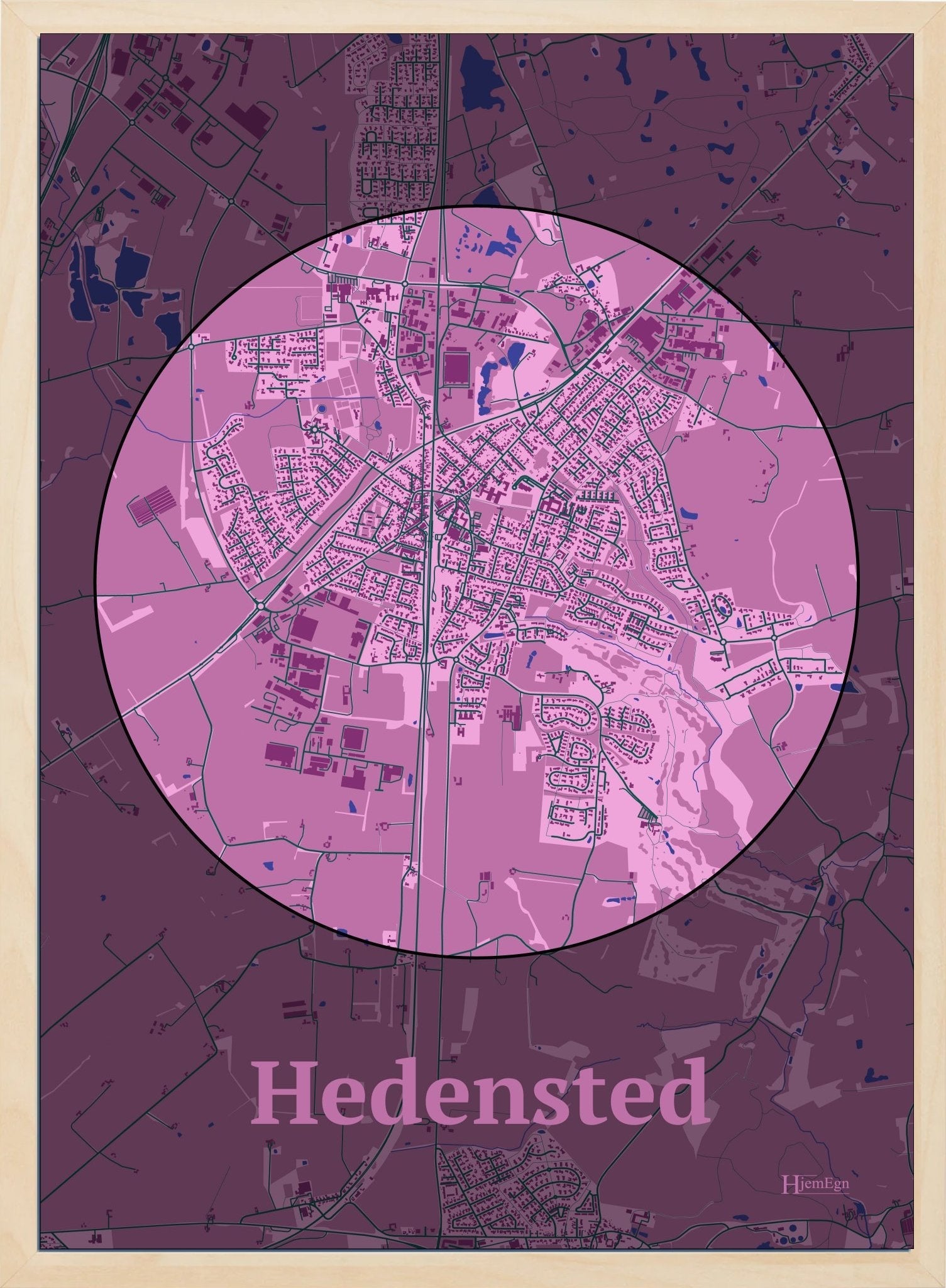 Hedensted plakat i farve pastel rød og HjemEgn.dk design centrum. Design bykort for Hedensted