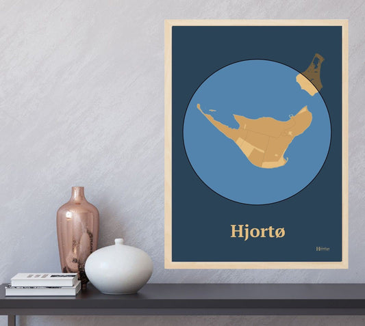 Hjortø plakat i farve  og HjemEgn.dk design centrum. Design ø-kort for Hjortø