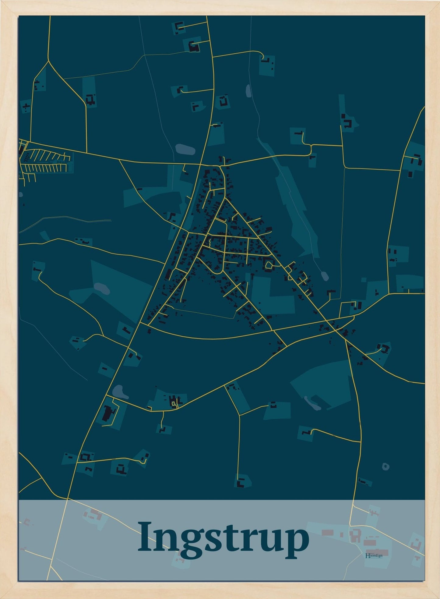 Ingstrup plakat i farve mørk blå og HjemEgn.dk design firkantet. Design bykort for Ingstrup