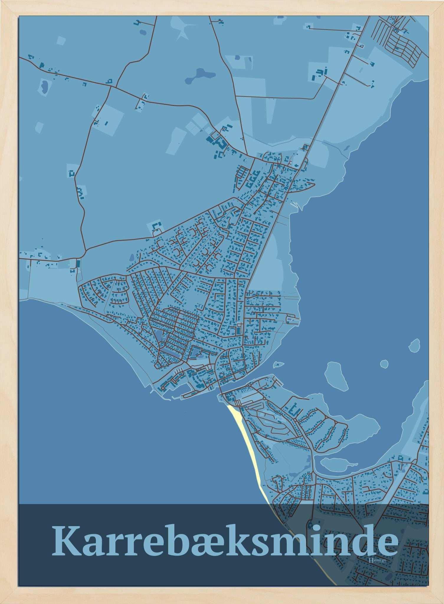 Karrebæksminde plakat i pastel blå og HjemEgn.dk design firkantet. Design bykort for Karrebæksminde