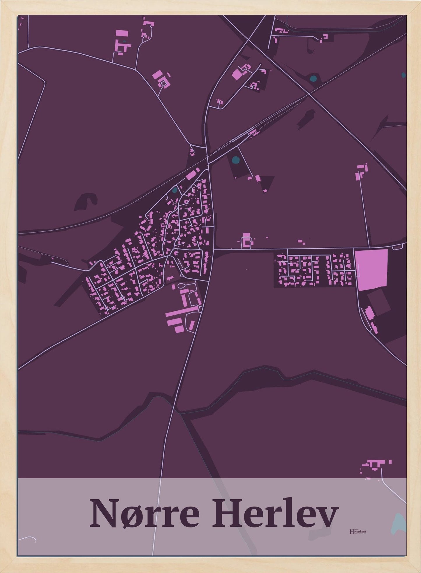 Nørre Herlev plakat i farve mørk rød og HjemEgn.dk design firkantet. Design bykort for Nørre Herlev