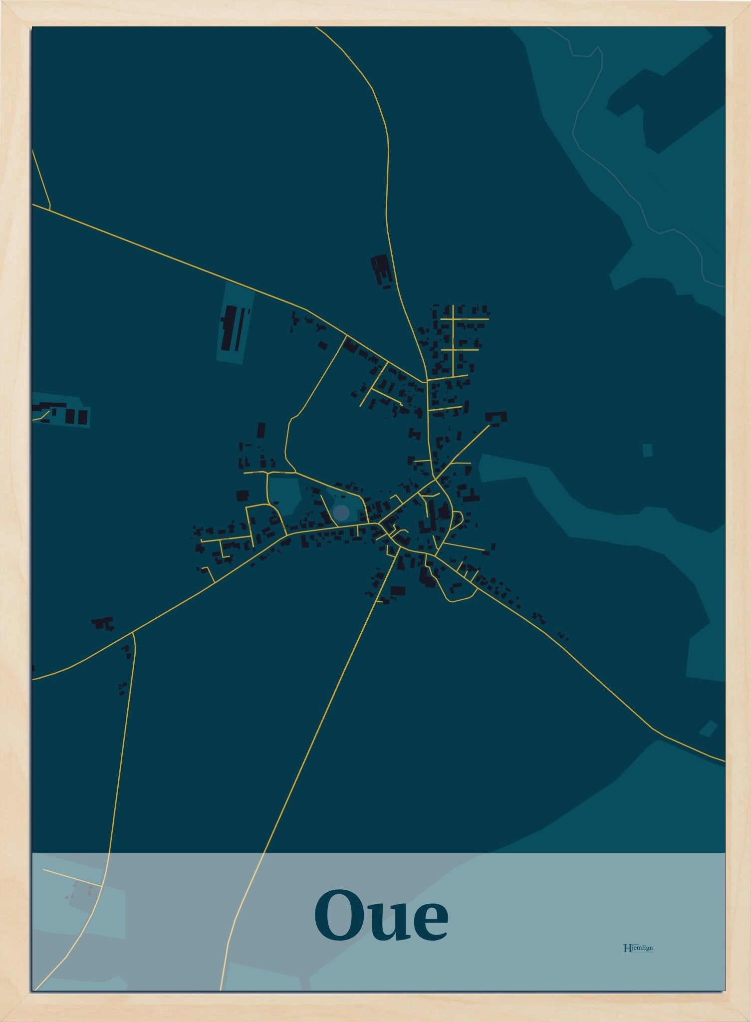 Oue plakat i farve mørk blå og HjemEgn.dk design firkantet. Design bykort for Oue