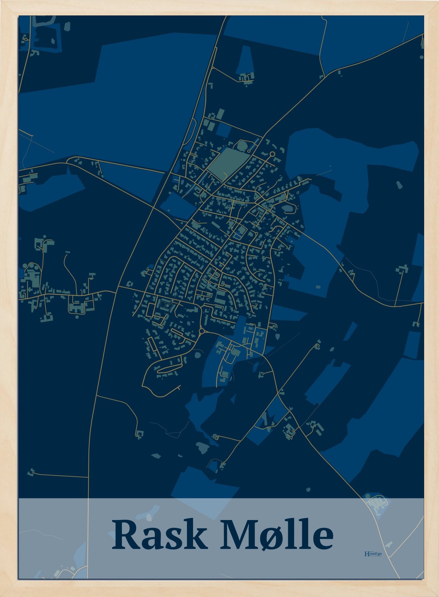 Rask Mølle plakat i farve mørk blå og HjemEgn.dk design firkantet. Design bykort for Rask Mølle