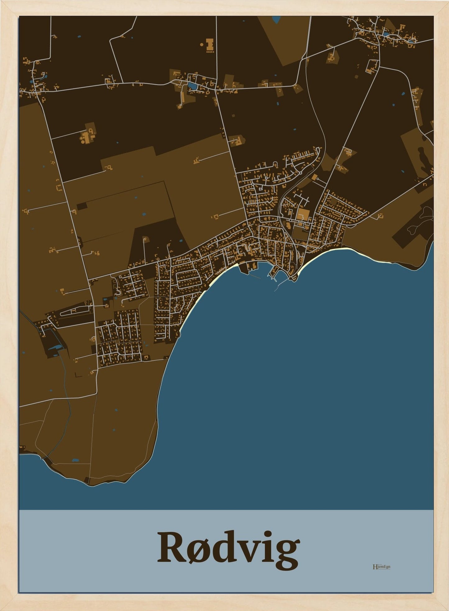 Rødvig plakat i farve mørk brun og HjemEgn.dk design firkantet. Design bykort for Rødvig