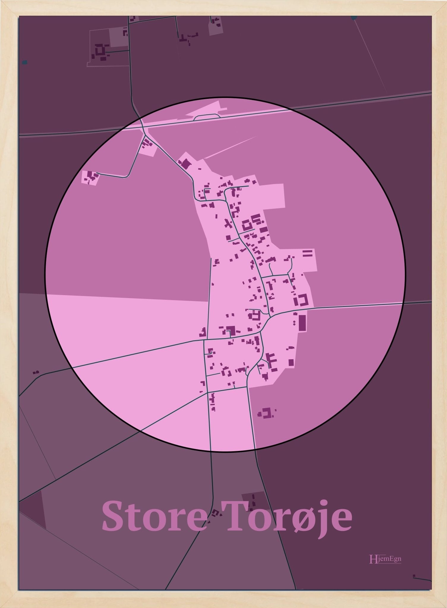 Store Torøje plakat i farve pastel rød og HjemEgn.dk design centrum. Design bykort for Store Torøje