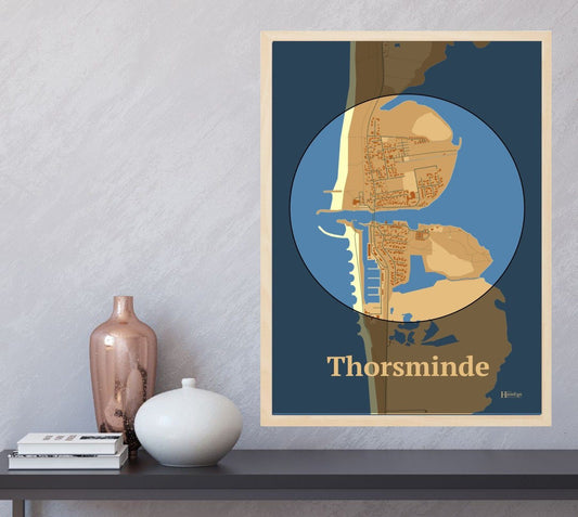 Thorsminde plakat i farve  og HjemEgn.dk design centrum. Design bykort for Thorsminde