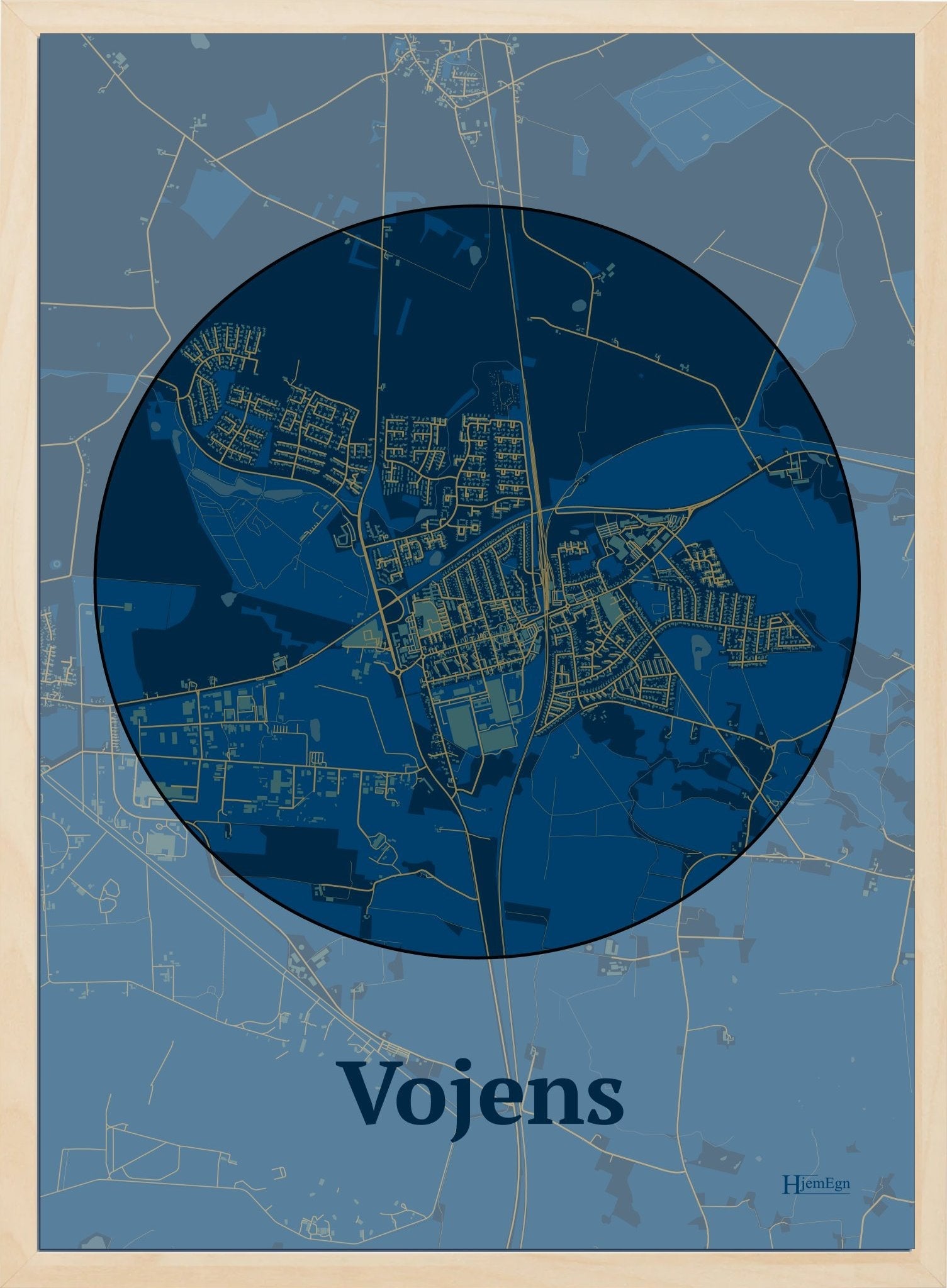 Vojens plakat i farve mørk blå og HjemEgn.dk design centrum. Design bykort for Vojens