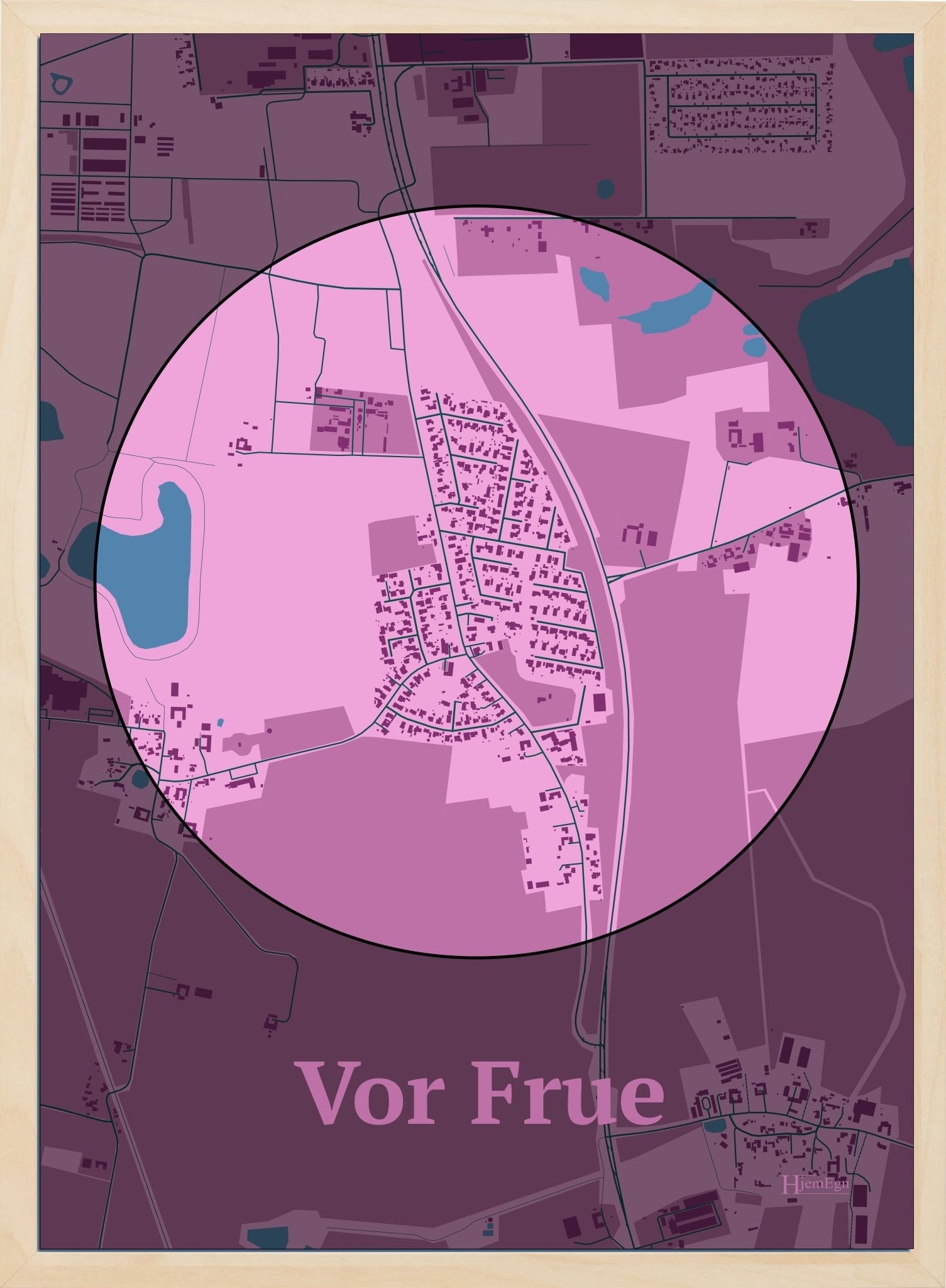 Vor Frue plakat i farve pastel rød og HjemEgn.dk design centrum. Design bykort for Vor Frue